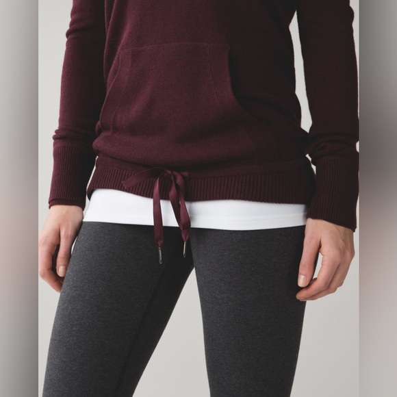 Cashmere Blend Lululemon Sweet Savasana Pullover Hoodie Sweater Size 4 Burgundy - Picture 5 of 11